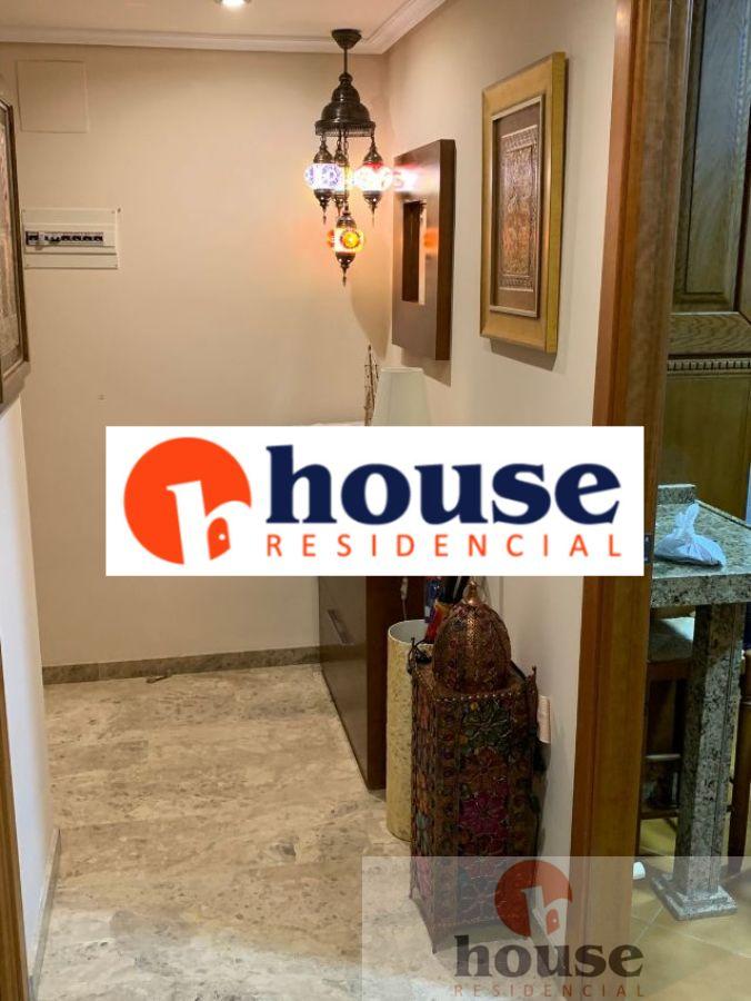 For sale of flat in Córdoba