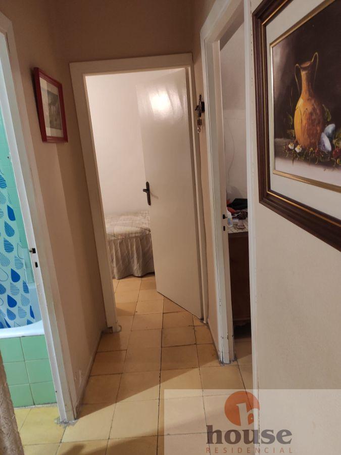 For sale of flat in Córdoba