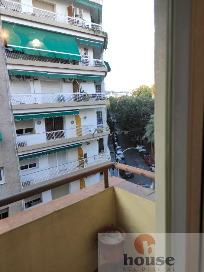 For sale of flat in Córdoba