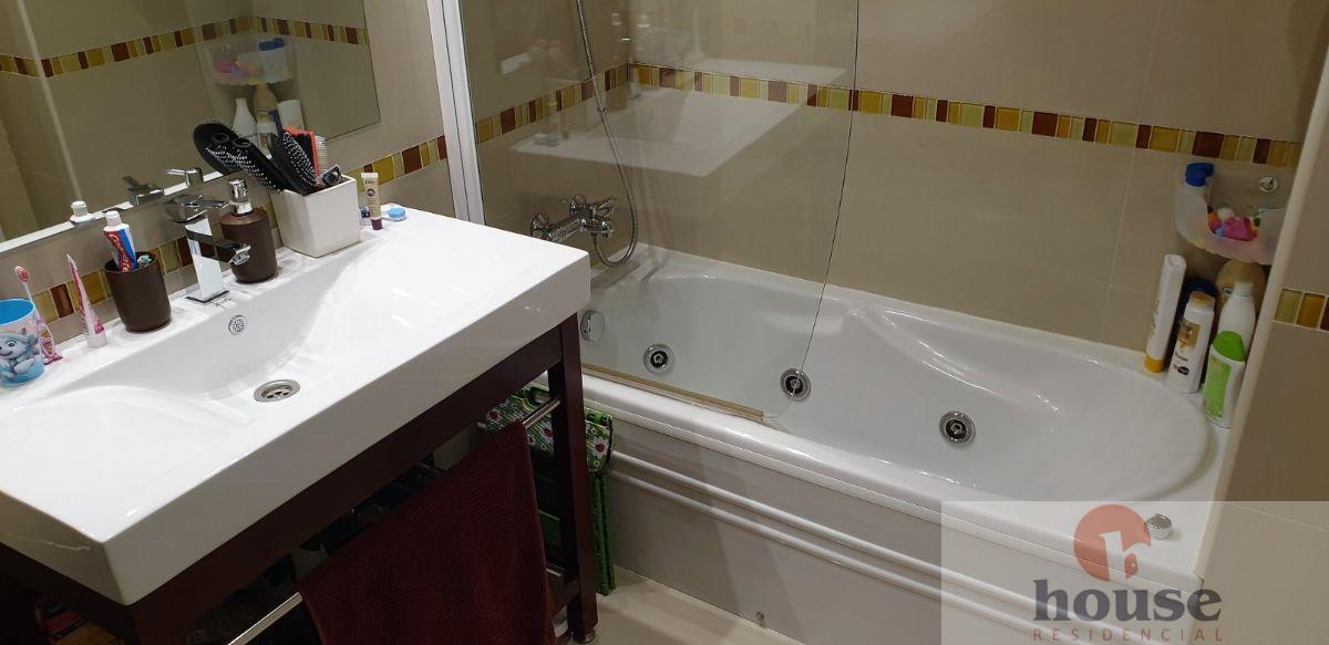 For sale of penthouse in Córdoba