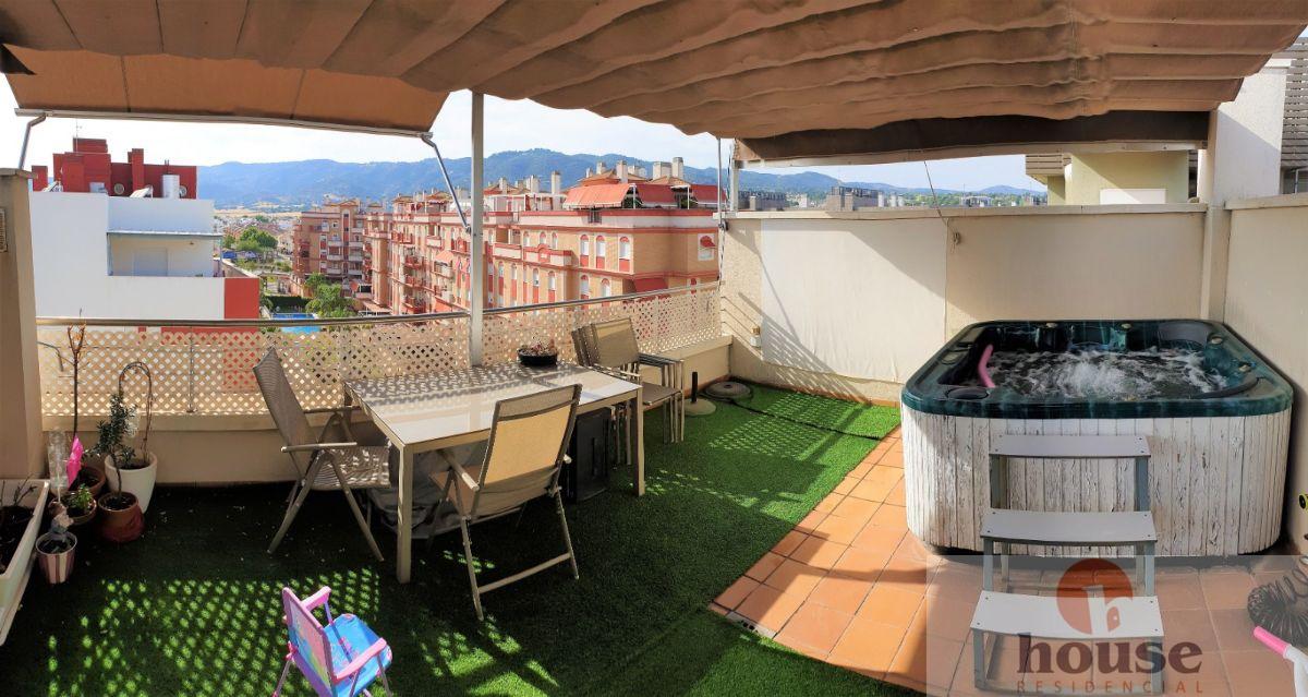 For sale of penthouse in Córdoba