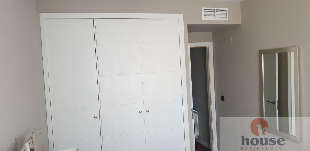 For sale of penthouse in Córdoba
