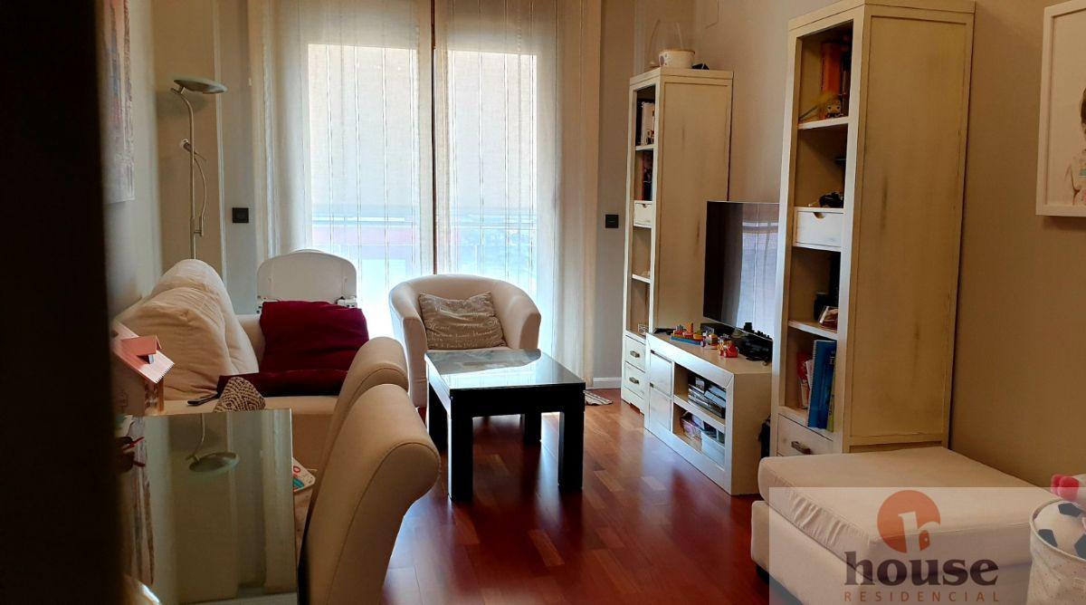 For sale of penthouse in Córdoba