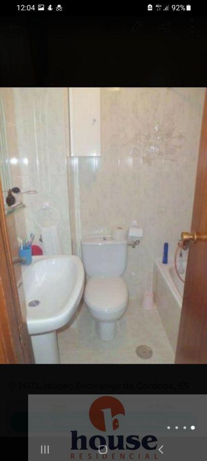 For sale of flat in Córdoba