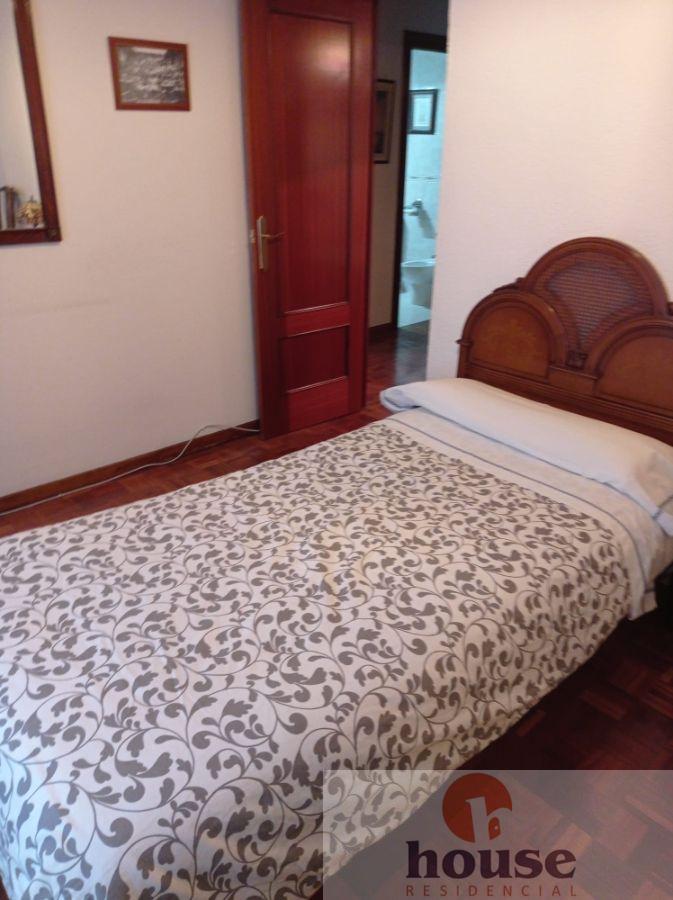 For sale of flat in Córdoba