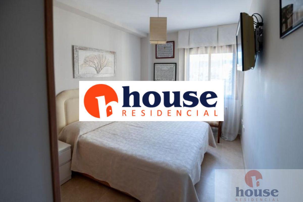 For sale of flat in Córdoba