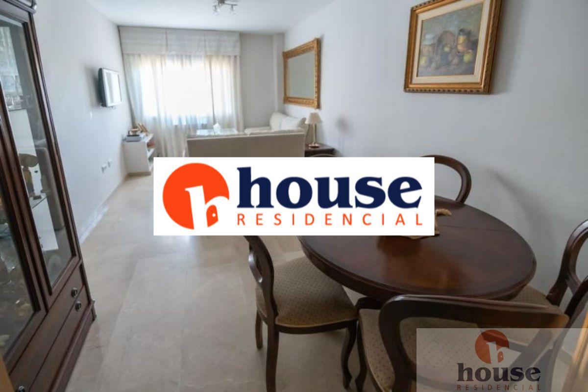 For sale of flat in Córdoba