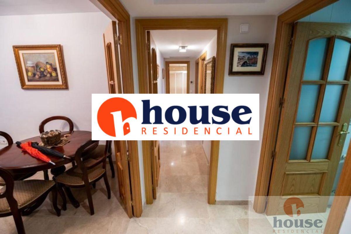 For sale of flat in Córdoba