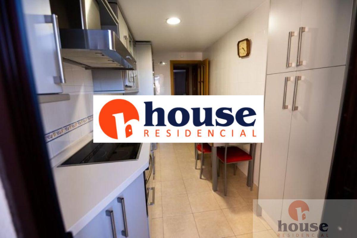 For sale of flat in Córdoba