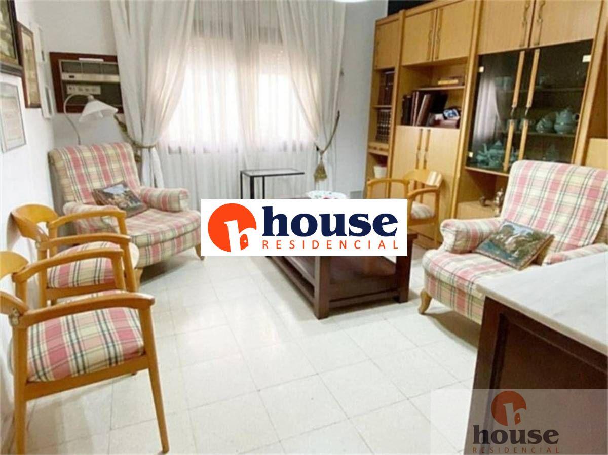 For sale of flat in Córdoba