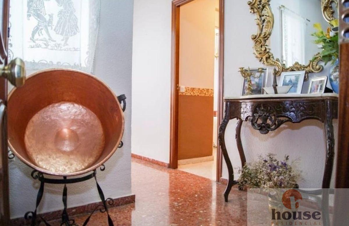 For sale of flat in Córdoba