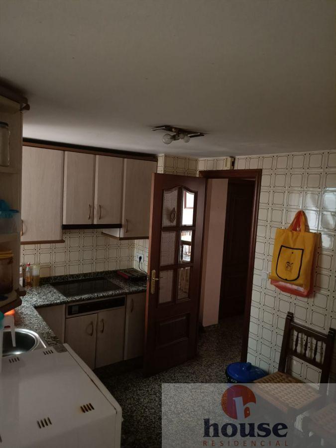 For sale of flat in Córdoba