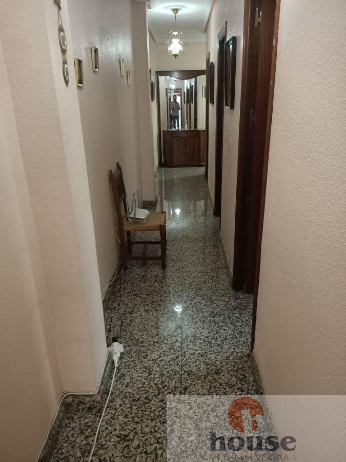 For sale of flat in Córdoba