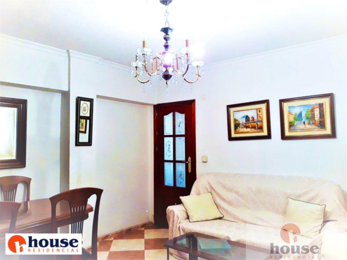 For sale of flat in Córdoba