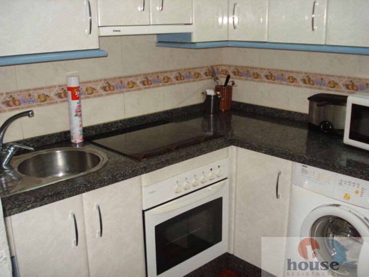 For sale of flat in Córdoba