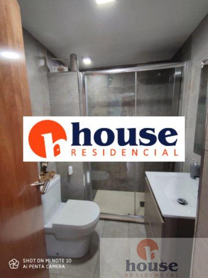 For sale of flat in Córdoba