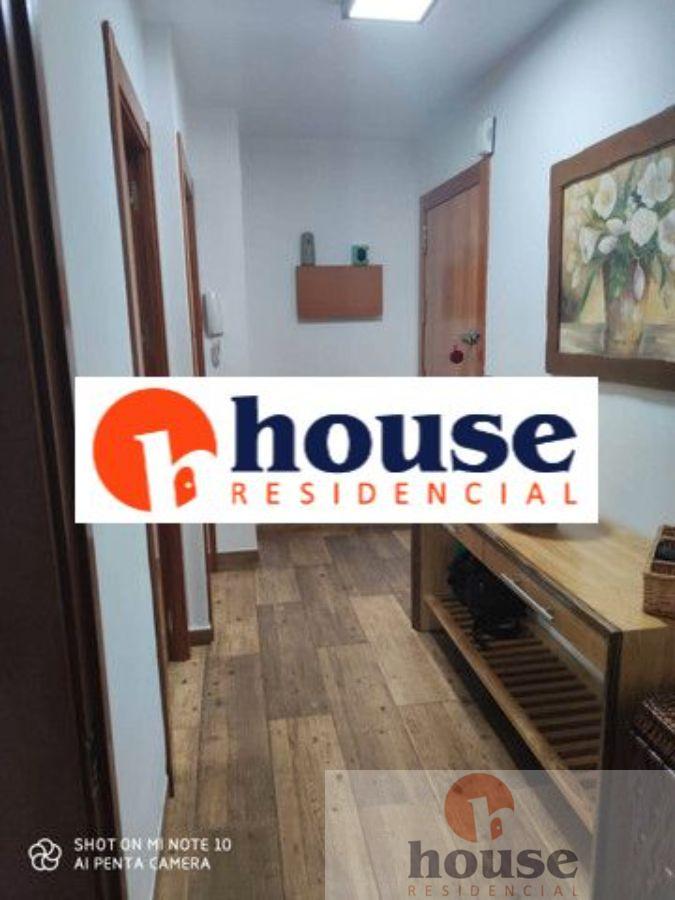 For sale of flat in Córdoba