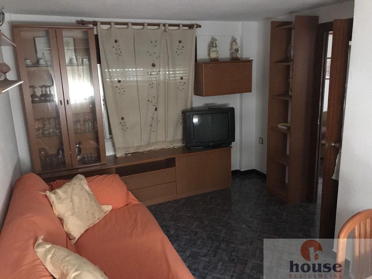 For sale of flat in Córdoba