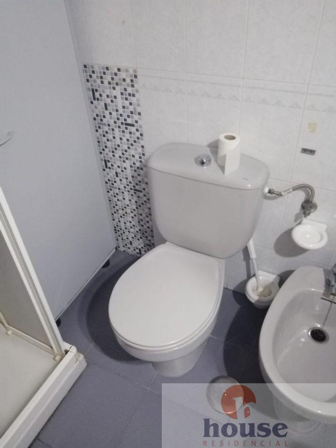 For sale of flat in Córdoba