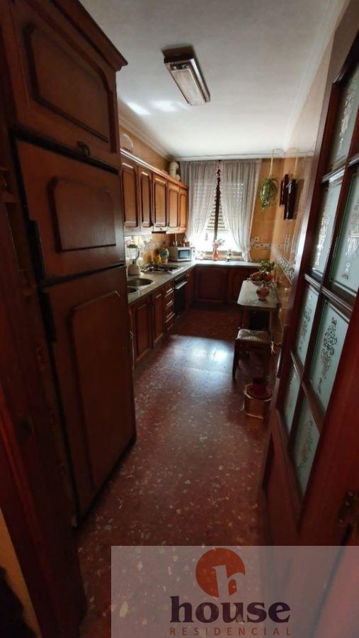 For sale of flat in Córdoba