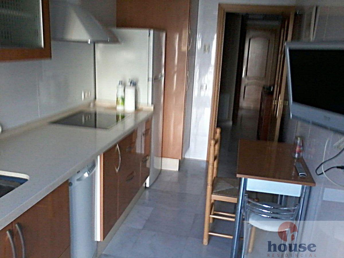 For sale of flat in Córdoba