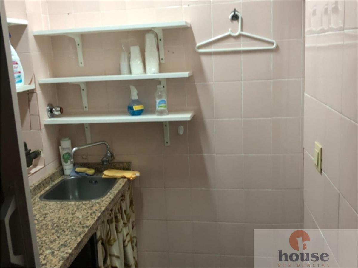 For sale of flat in Córdoba