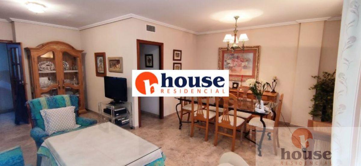 For sale of flat in Córdoba