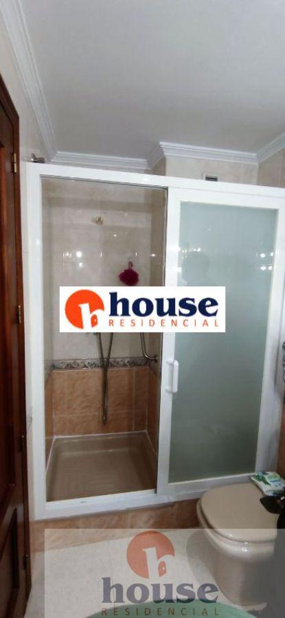 For sale of flat in Córdoba
