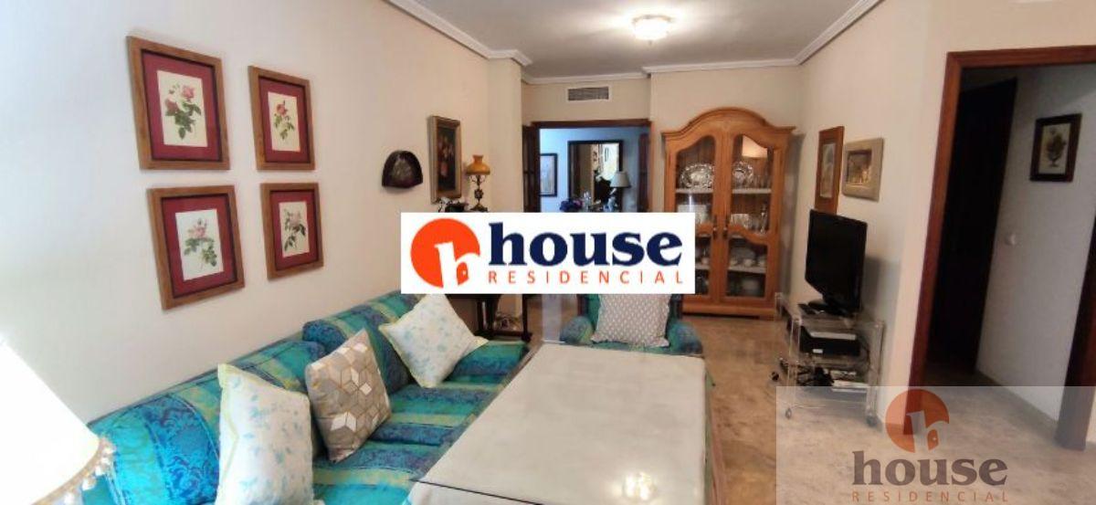 For sale of flat in Córdoba