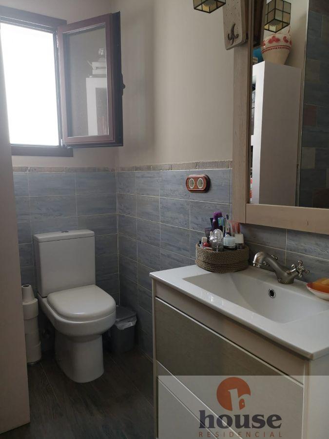 For sale of flat in Córdoba