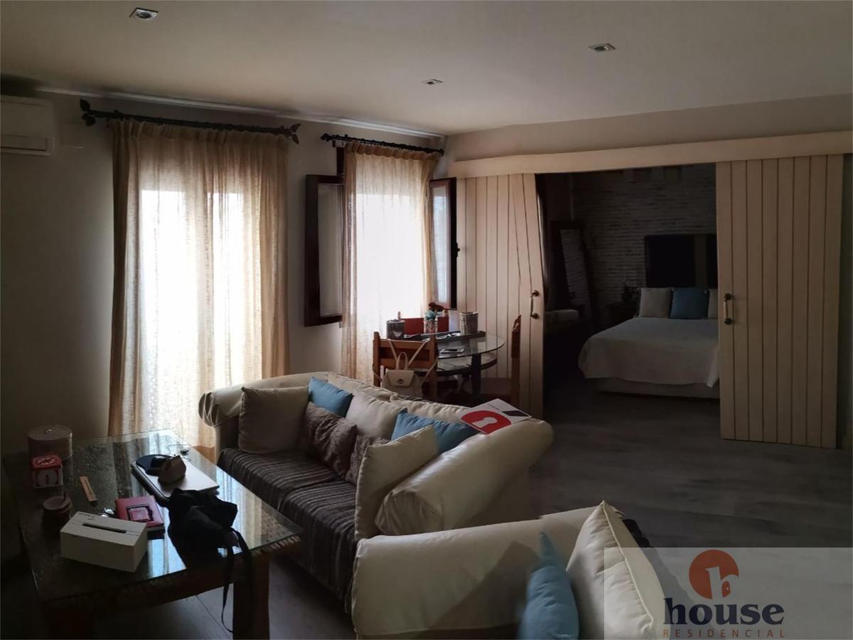 For sale of flat in Córdoba