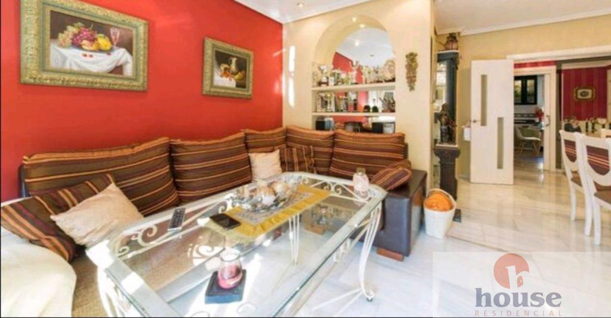 For sale of flat in Córdoba