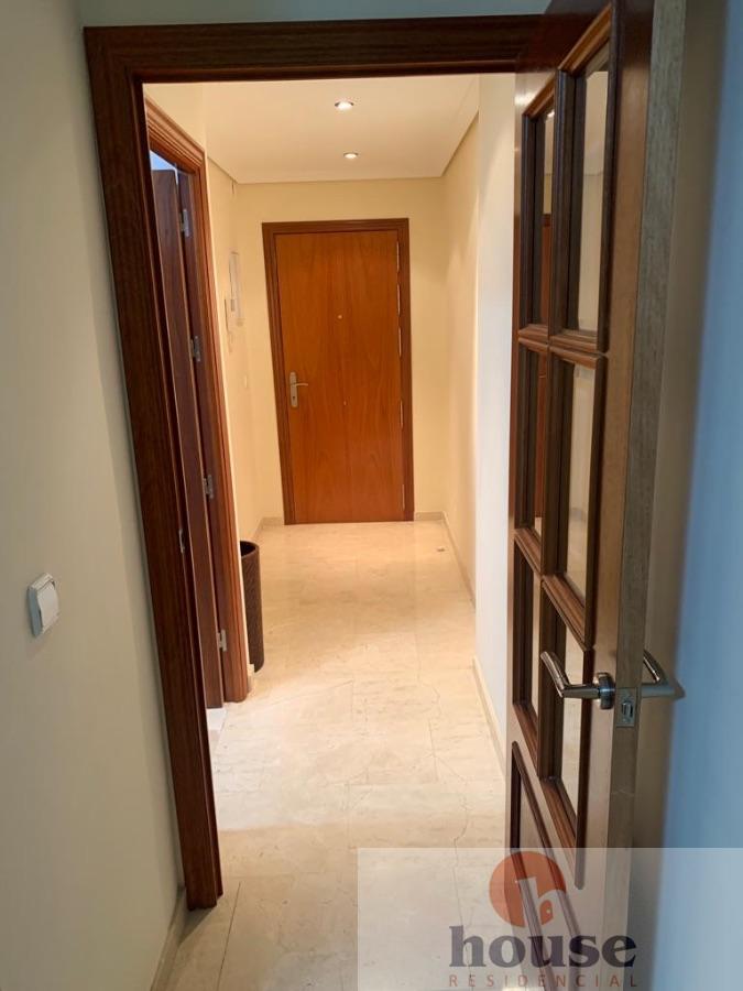 For sale of flat in Córdoba