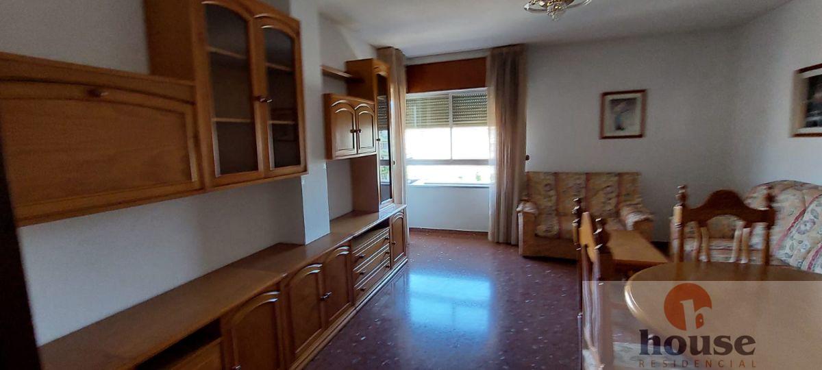 For sale of flat in Córdoba