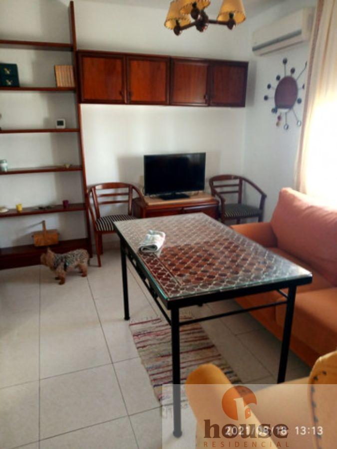 For sale of flat in Córdoba