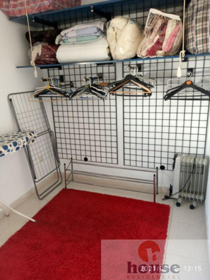 For sale of flat in Córdoba