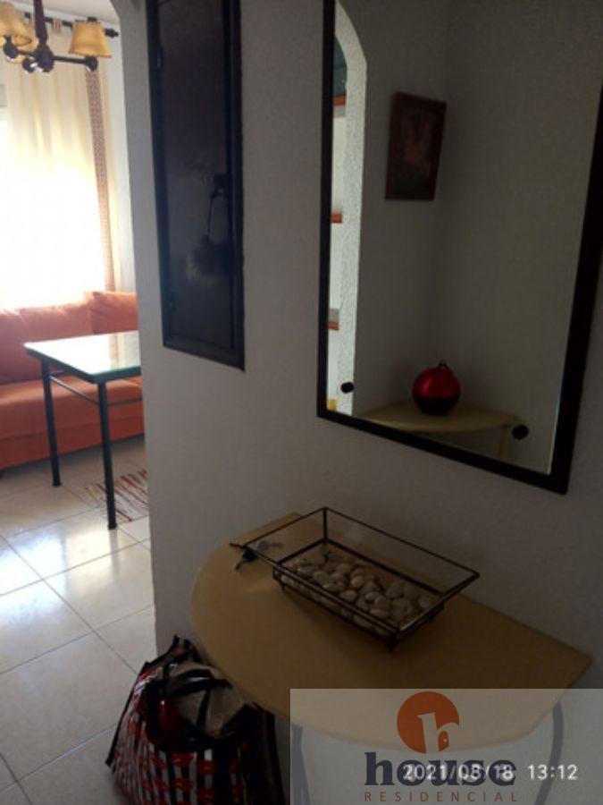 For sale of flat in Córdoba