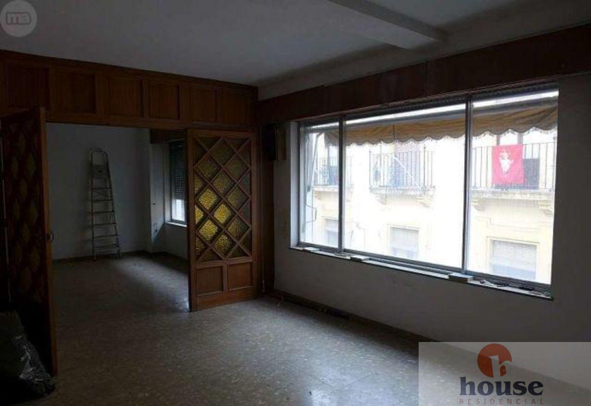 For sale of flat in Córdoba