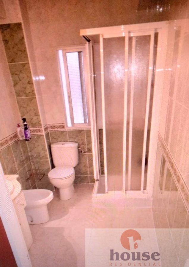 For sale of flat in Córdoba