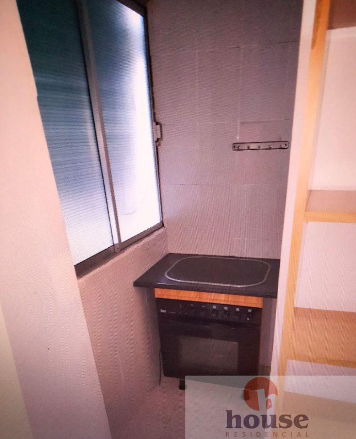 For sale of flat in Córdoba