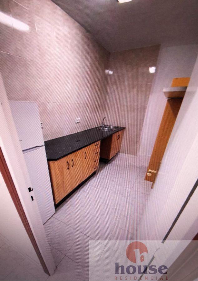 For sale of flat in Córdoba