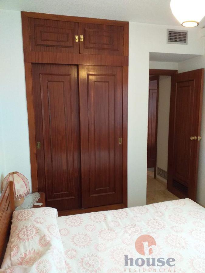 For sale of flat in Córdoba