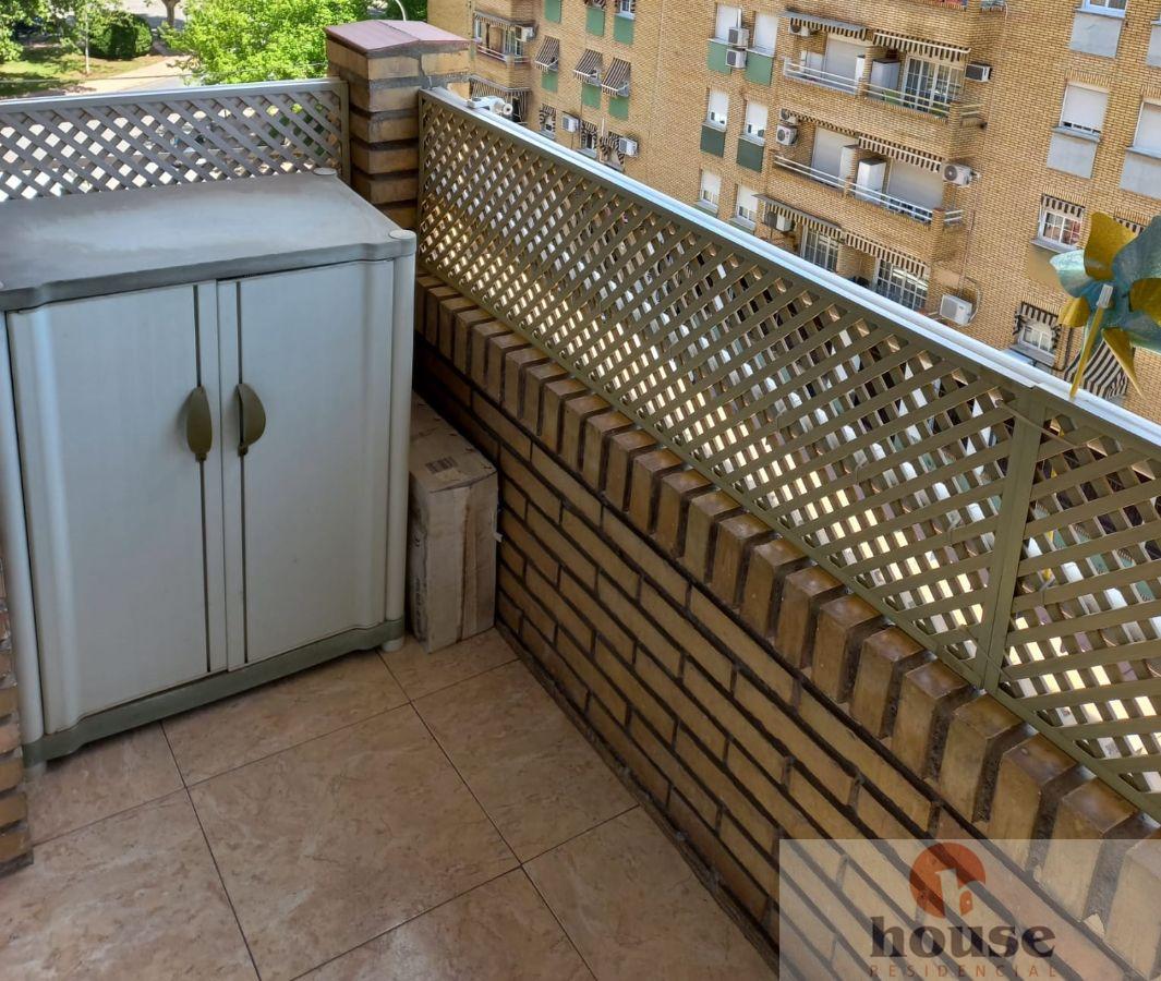 For sale of flat in Córdoba