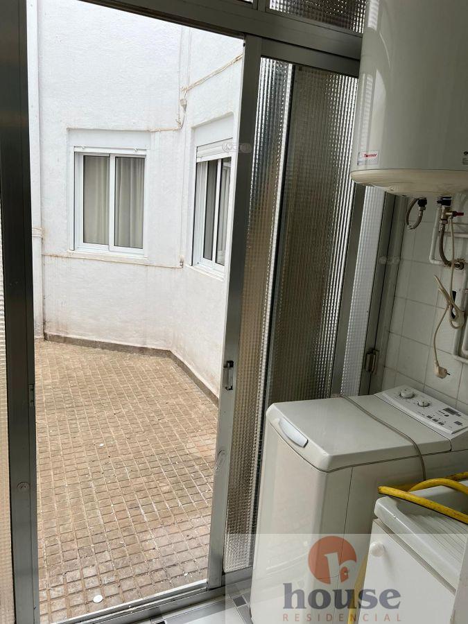 For sale of flat in Córdoba