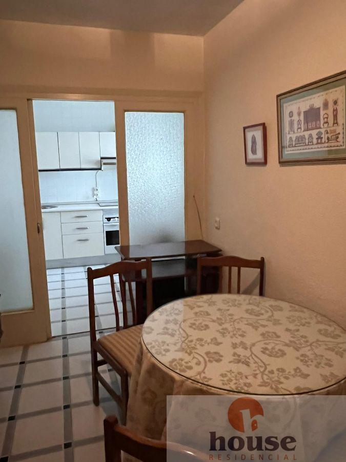 For sale of flat in Córdoba
