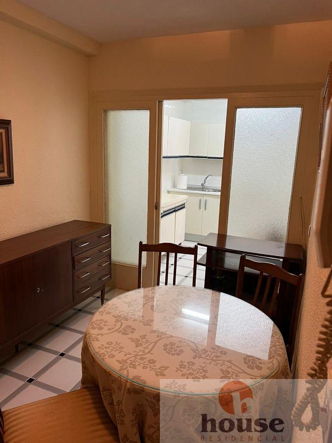For sale of flat in Córdoba
