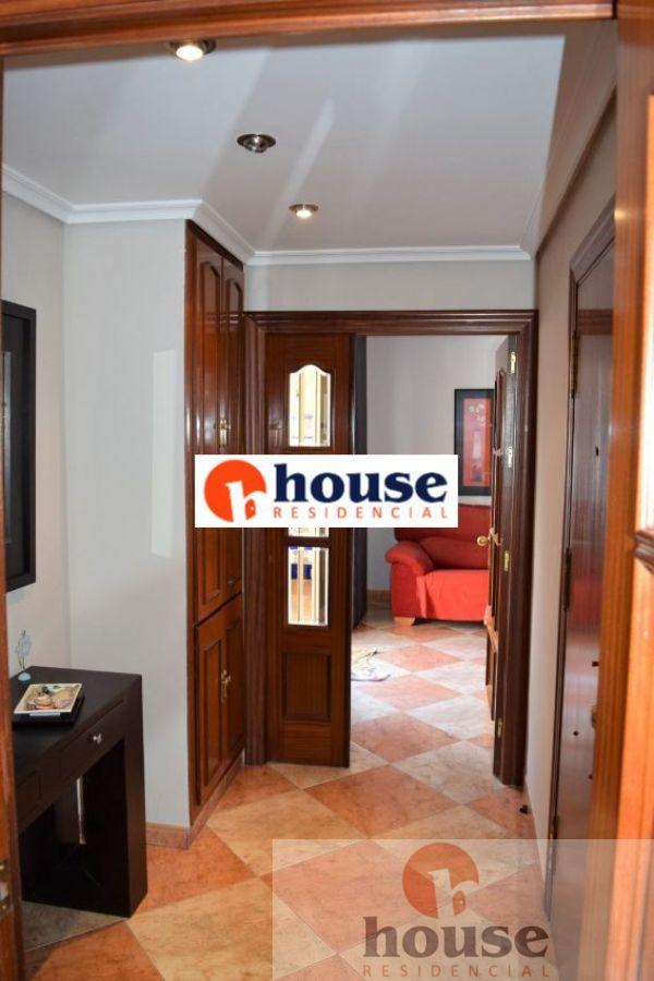 For sale of penthouse in Córdoba