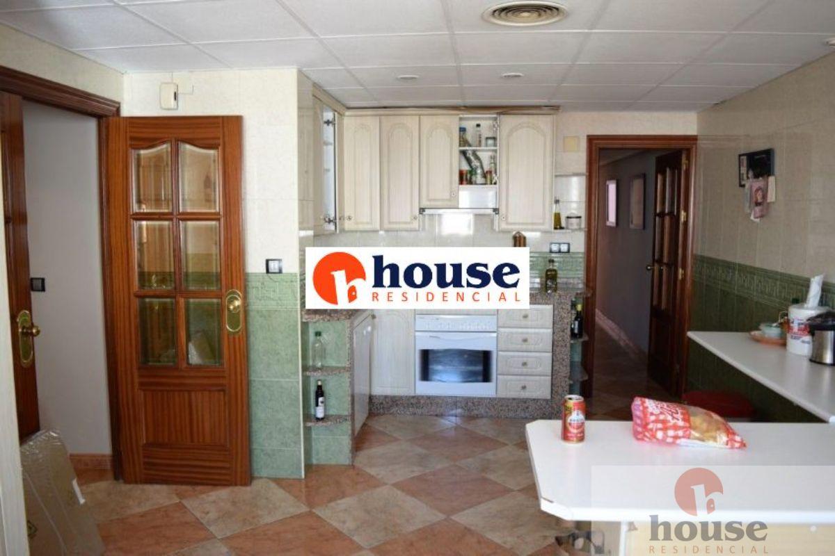 For sale of penthouse in Córdoba