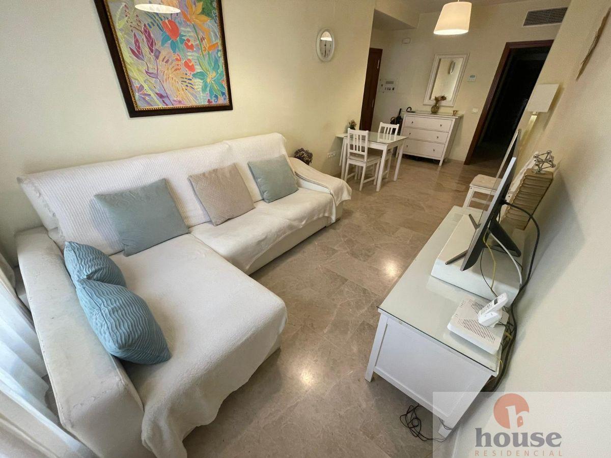 For sale of apartment in Córdoba