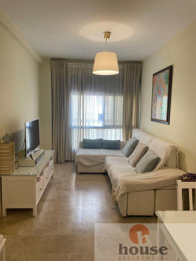 For sale of apartment in Córdoba